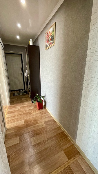 2-к. квартира, 49 м², 5/5 эт.