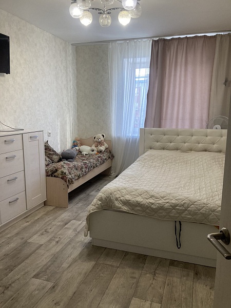 4-к. квартира, 78 м², 3/5 эт.