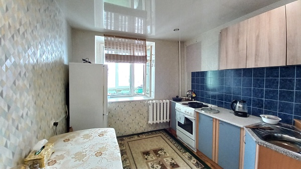 4-к. квартира, 80 м², 2/5 эт.