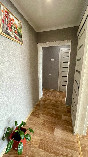 2-к. квартира, 49 м², 5/5 эт.